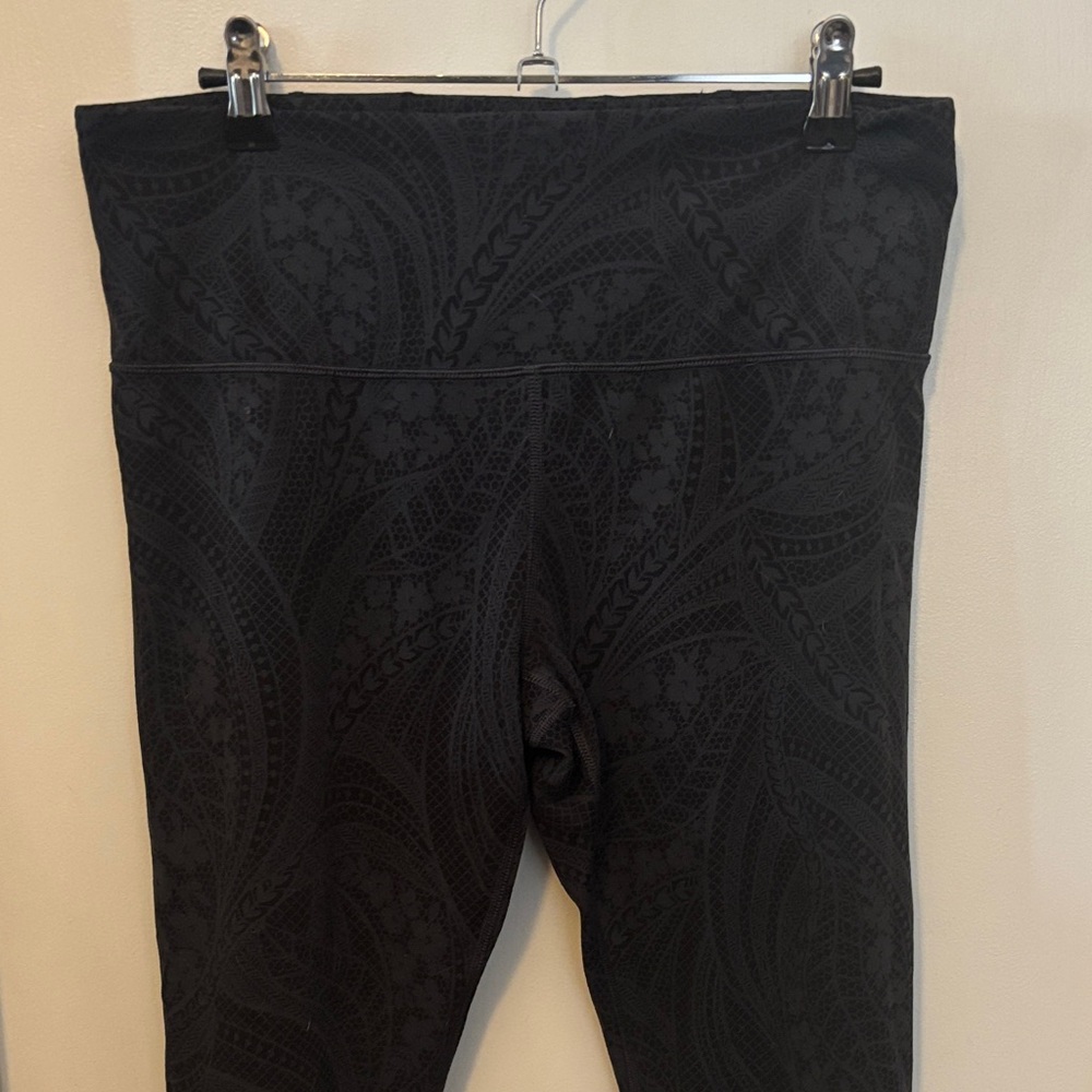 Athleta Lace Elation Textured Tights
